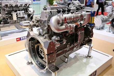 Двигатель Yuchai YC6G260N-50